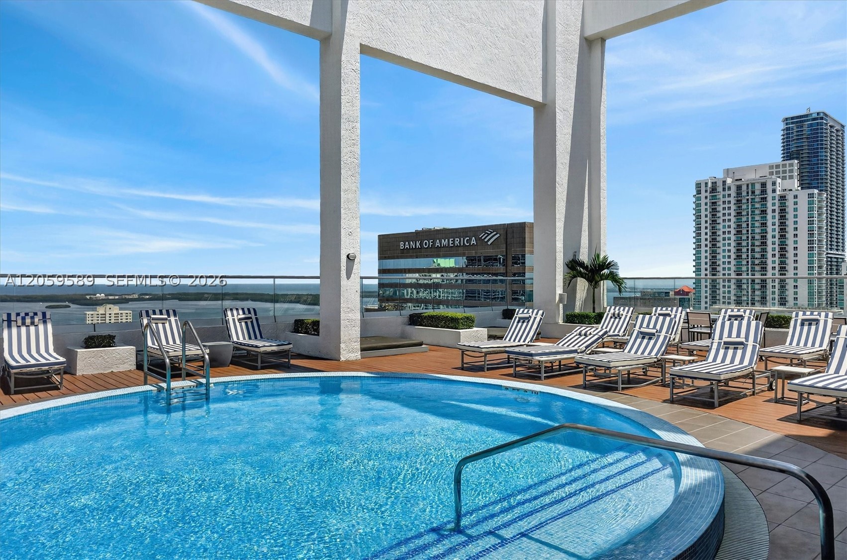 image 500 Brickell East33