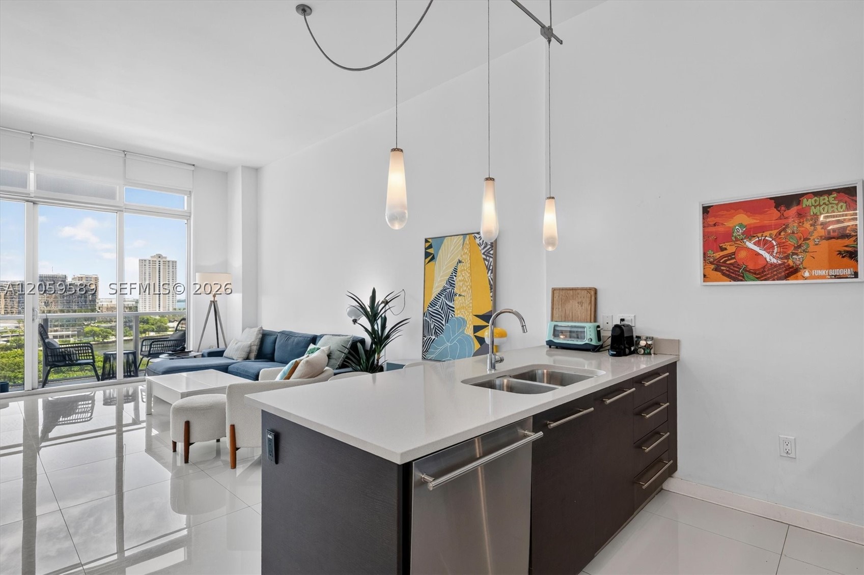 image 500 Brickell East6