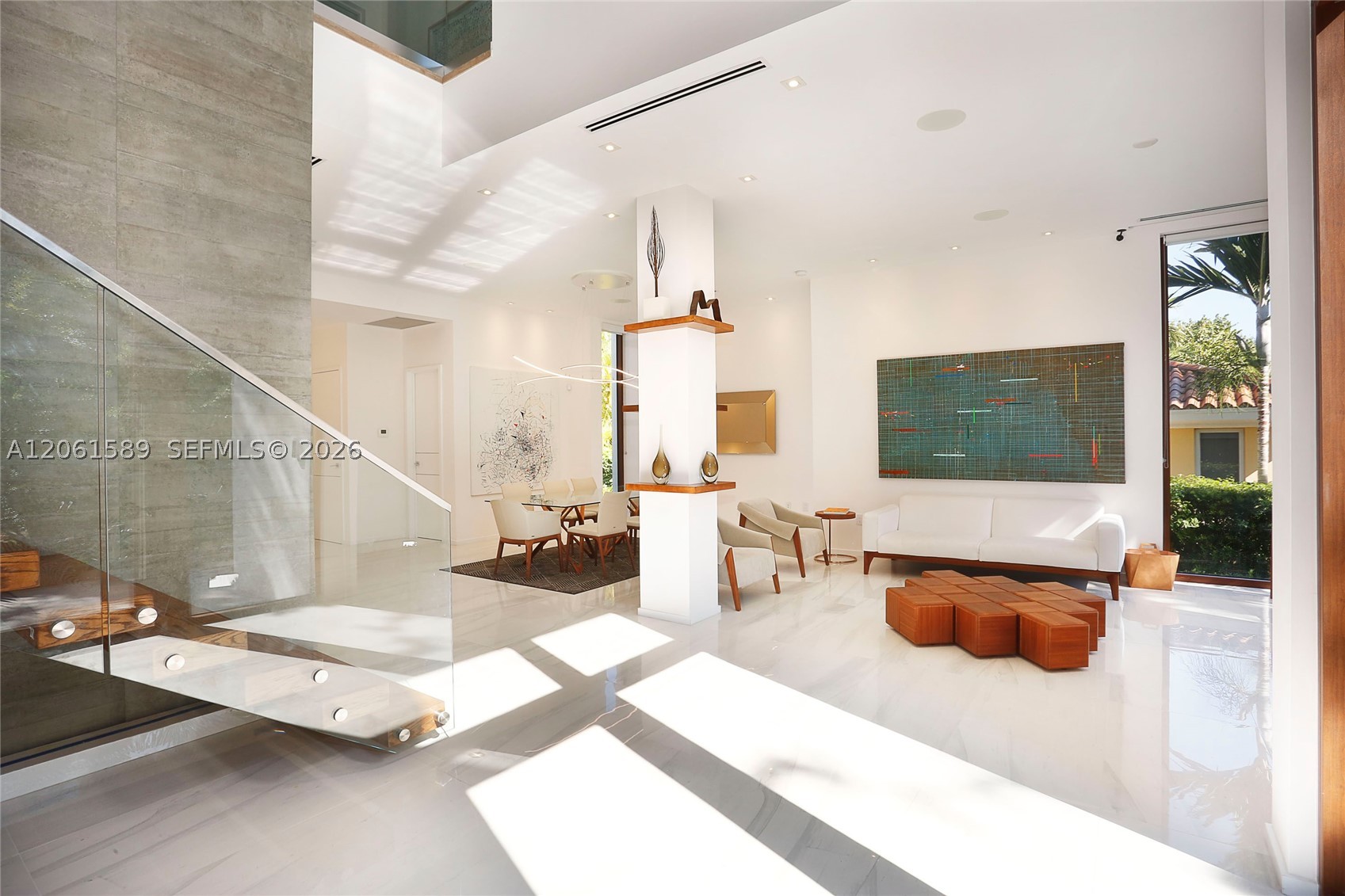 121 Buttonwood Dr Key Biscayne, FL 33149