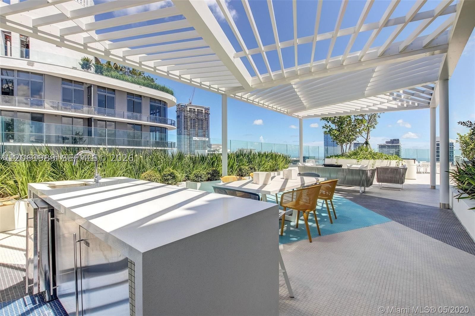 image Brickell Heights West24