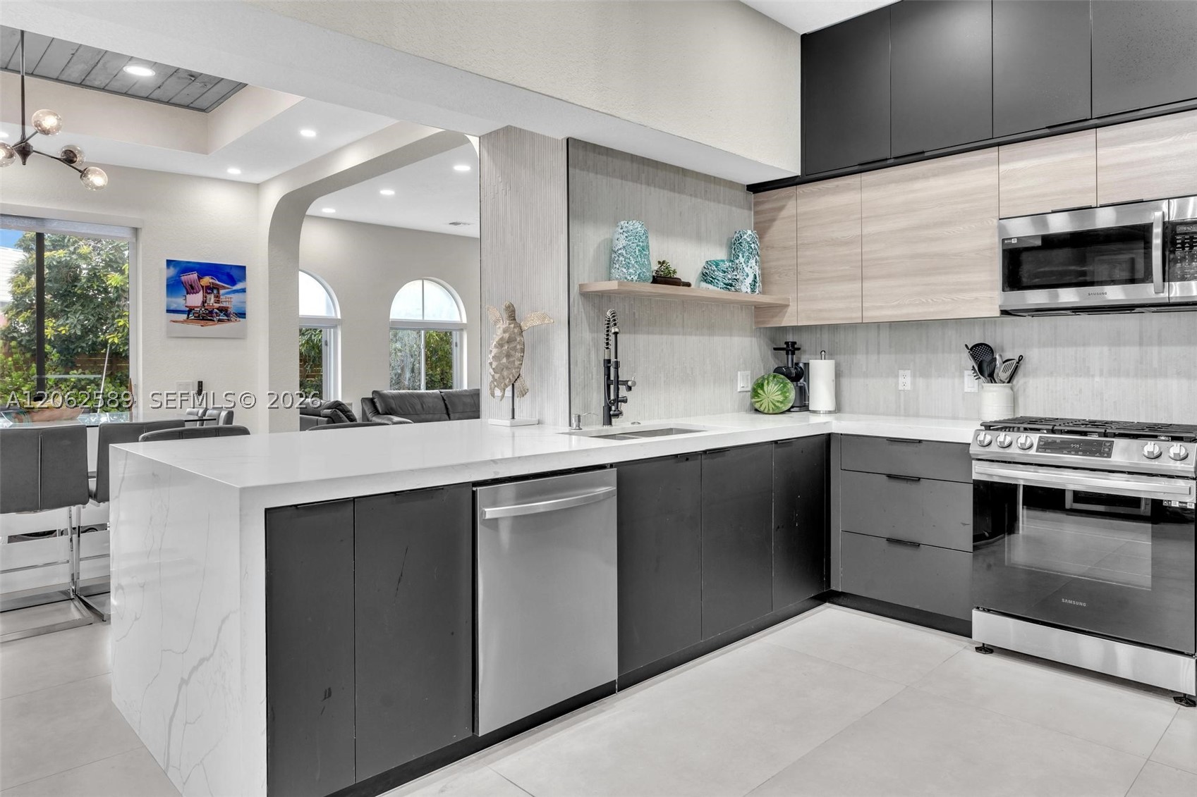 2521 Center Ave Fort Lauderdale, FL 33305