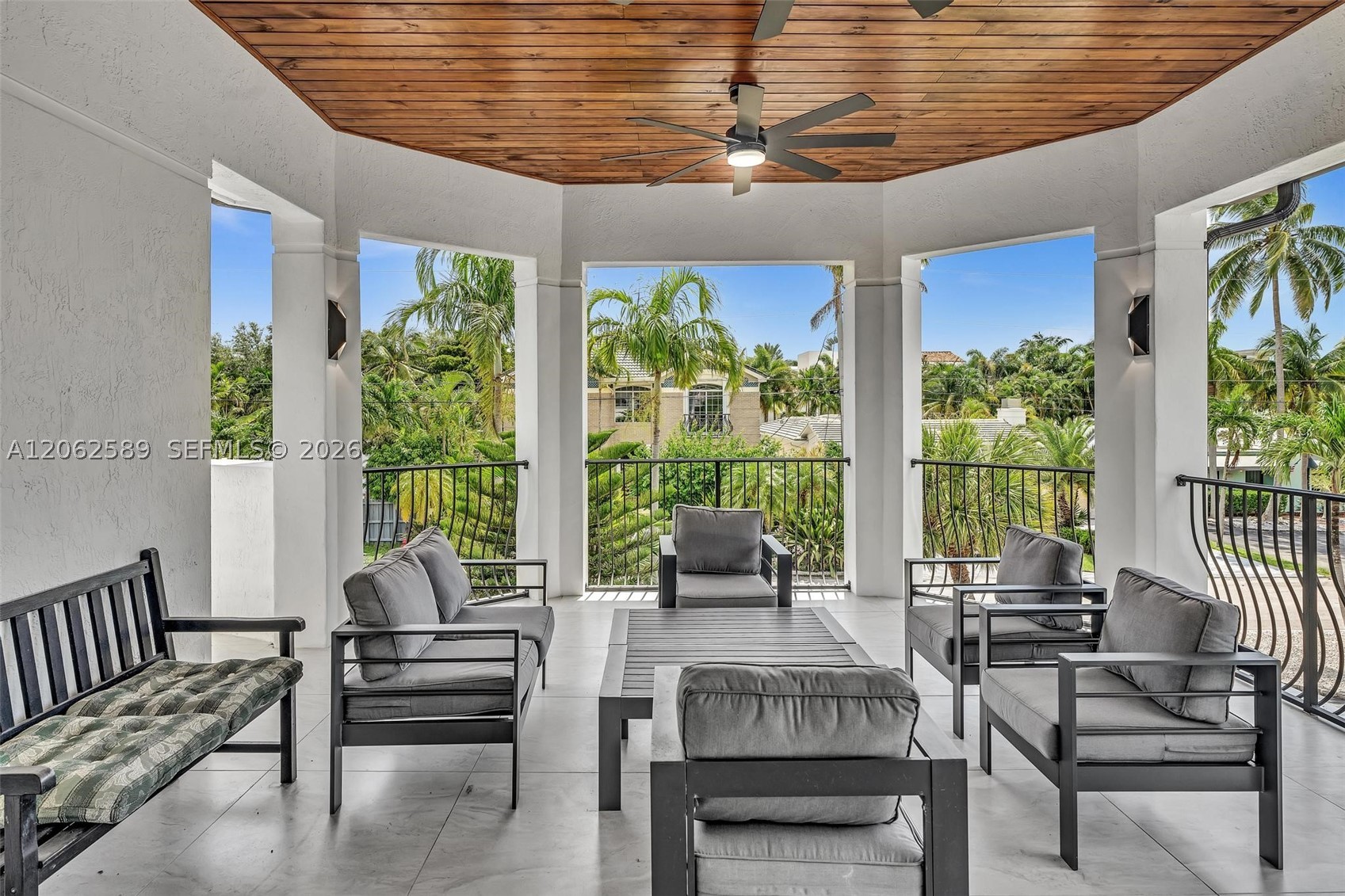 2521 Center Ave Fort Lauderdale, FL 33305