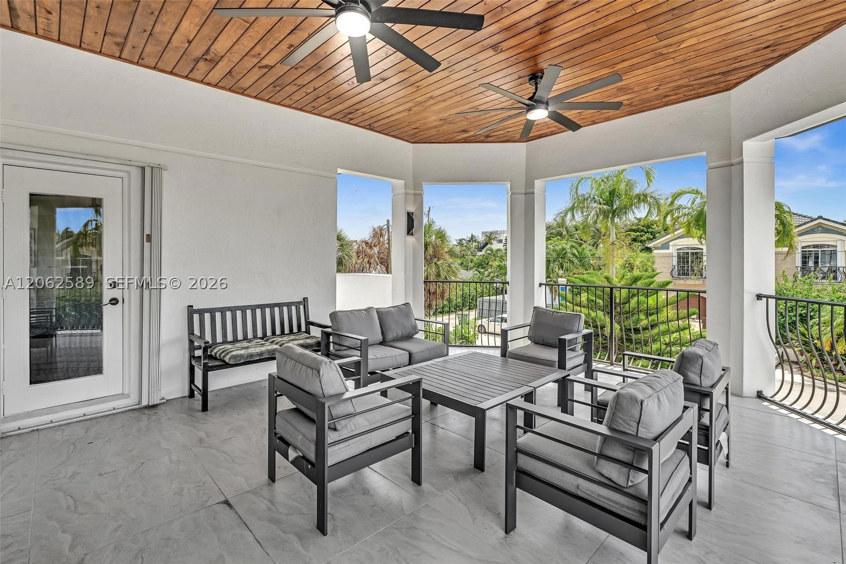2521 Center Ave Fort Lauderdale, FL 33305