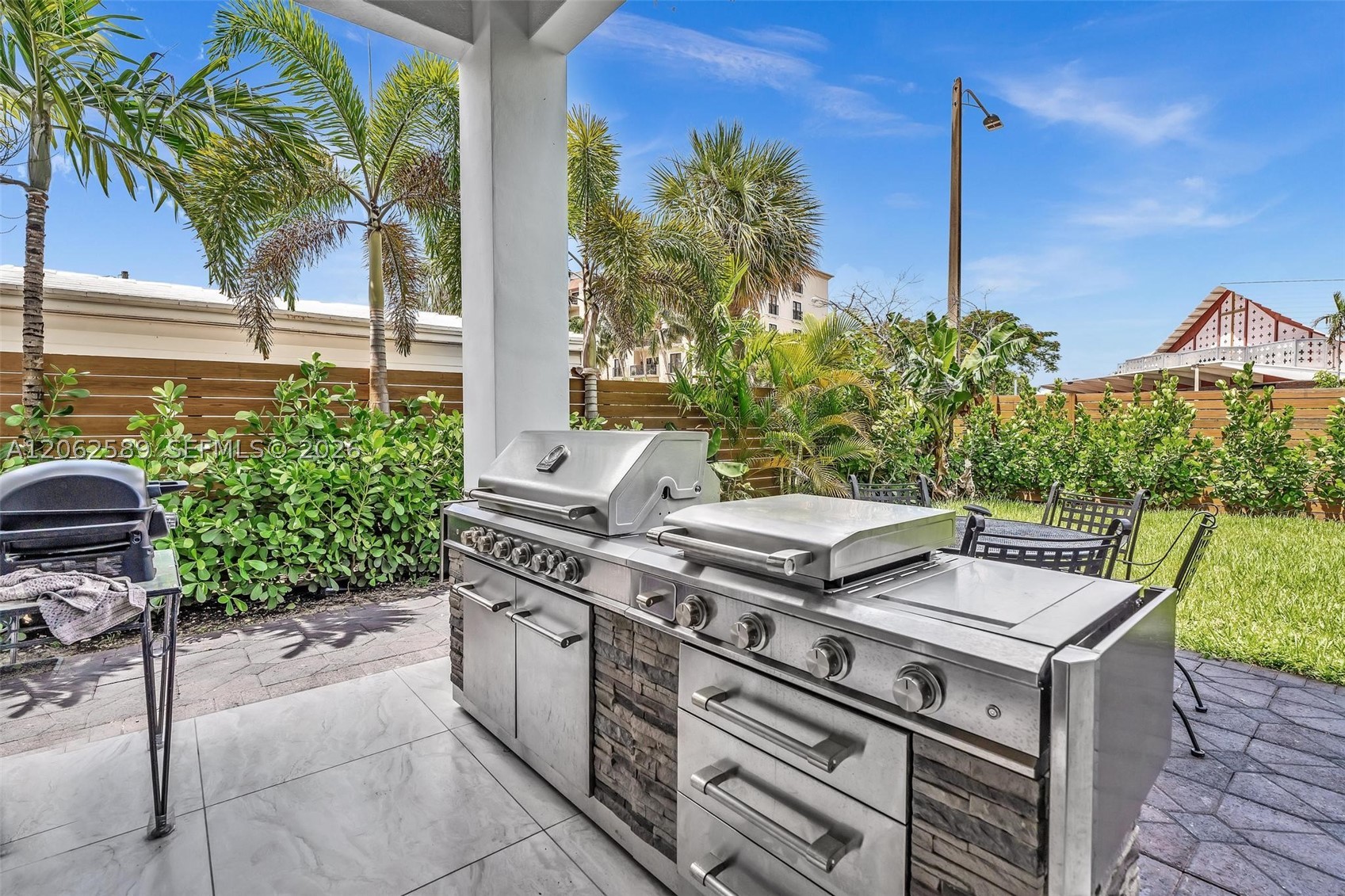 2521 Center Ave Fort Lauderdale, FL 33305