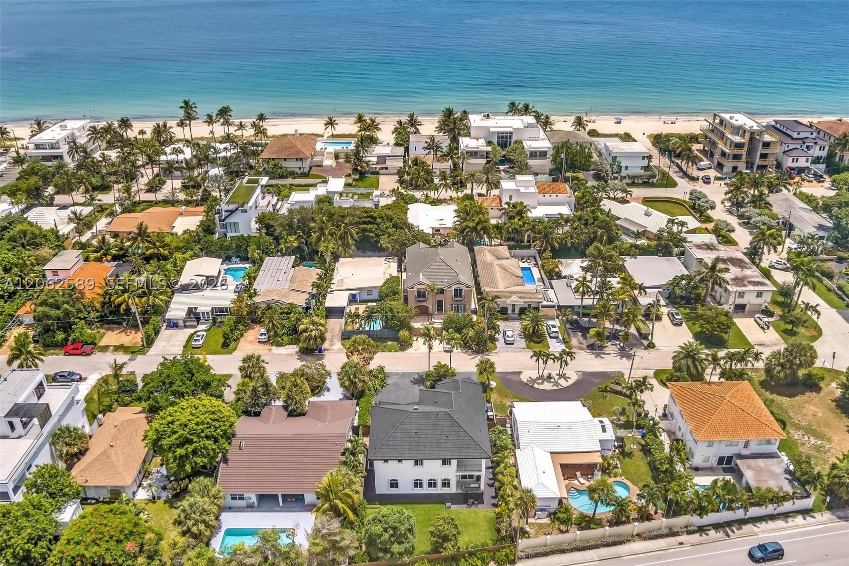 2521 Center Ave Fort Lauderdale, FL 33305