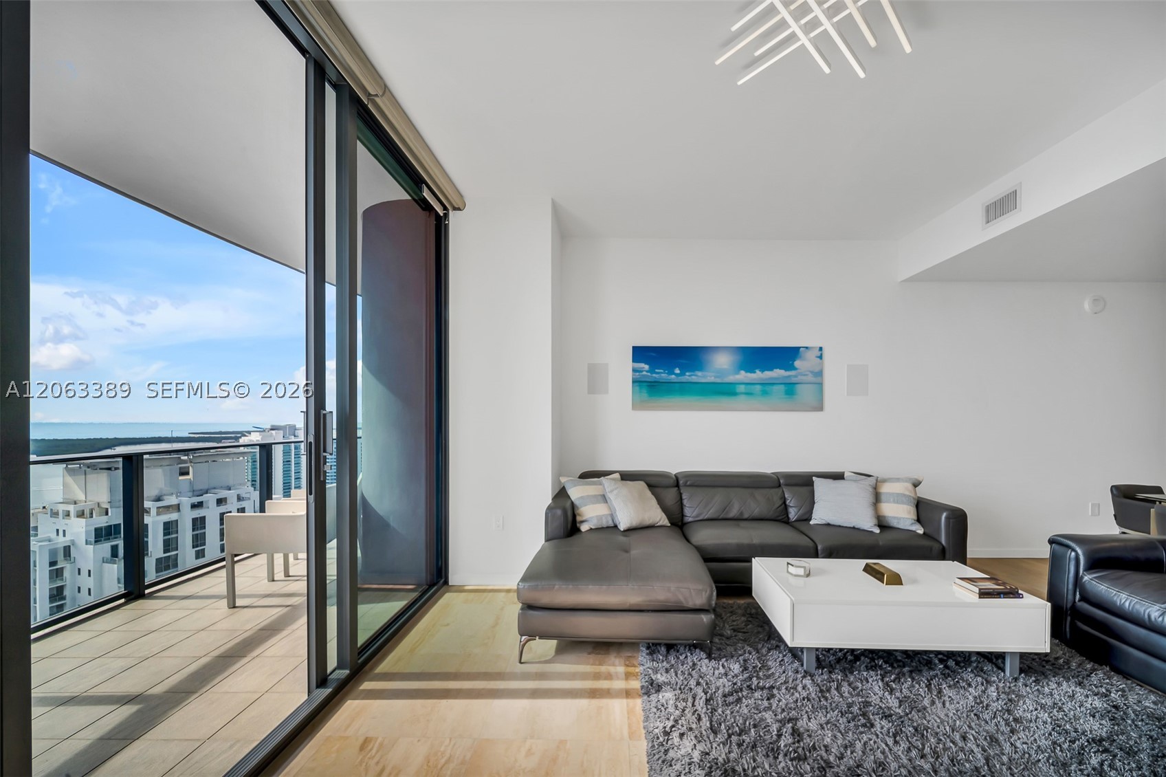 image Brickell Flatiron11