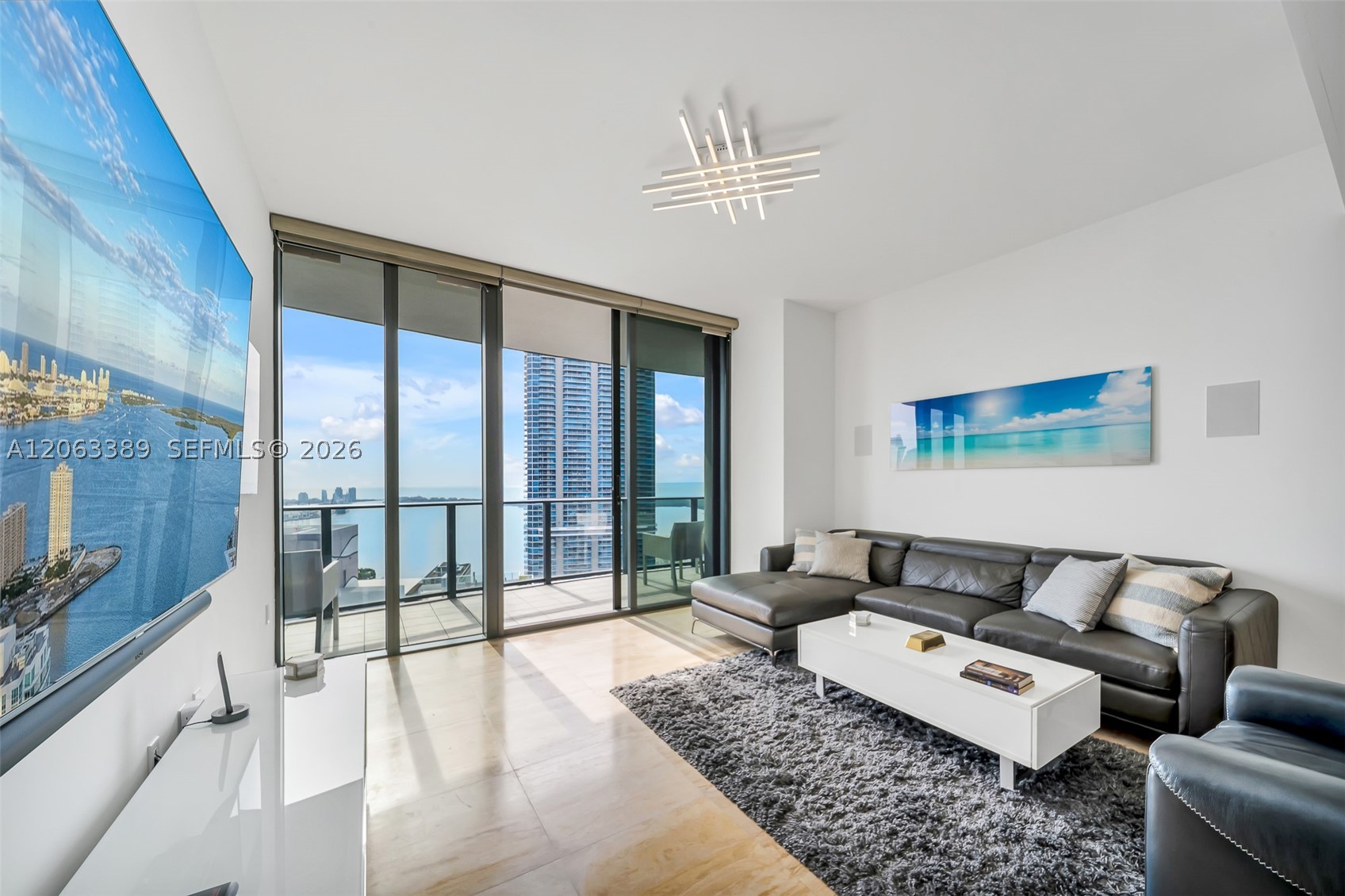 image Brickell Flatiron15