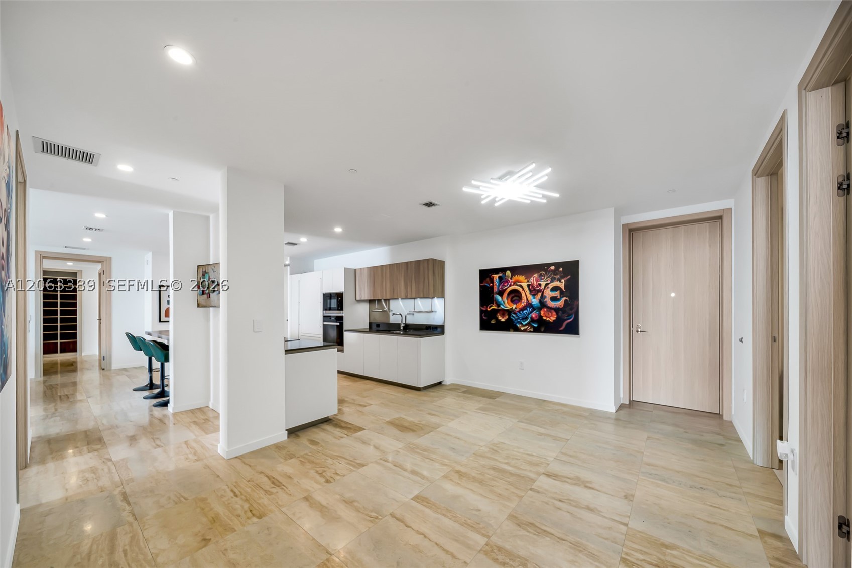 image Brickell Flatiron26
