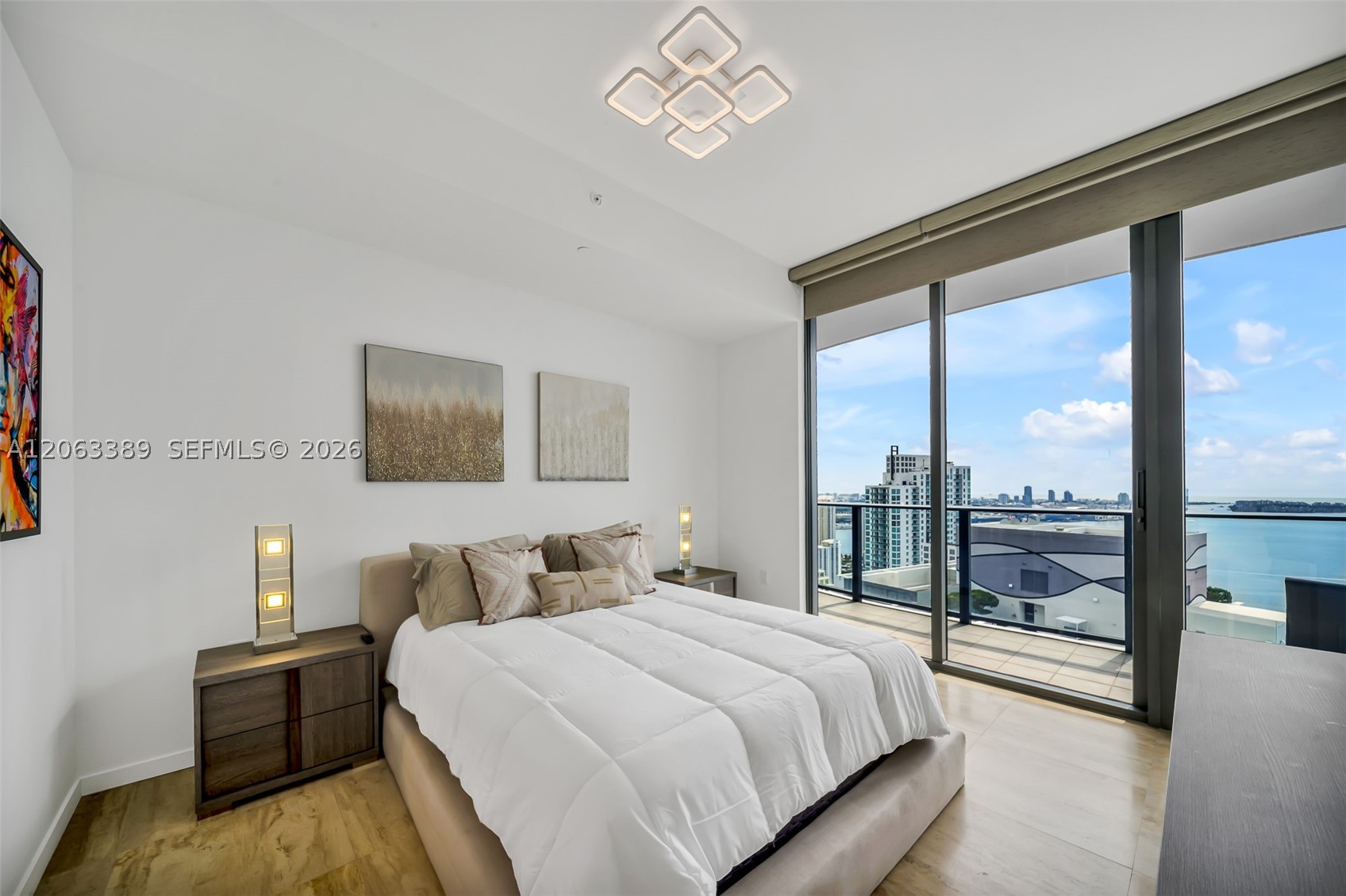 image Brickell Flatiron31