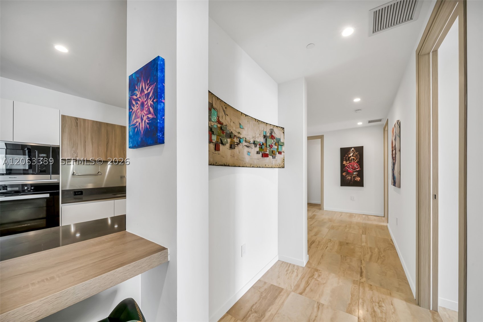 image Brickell Flatiron45