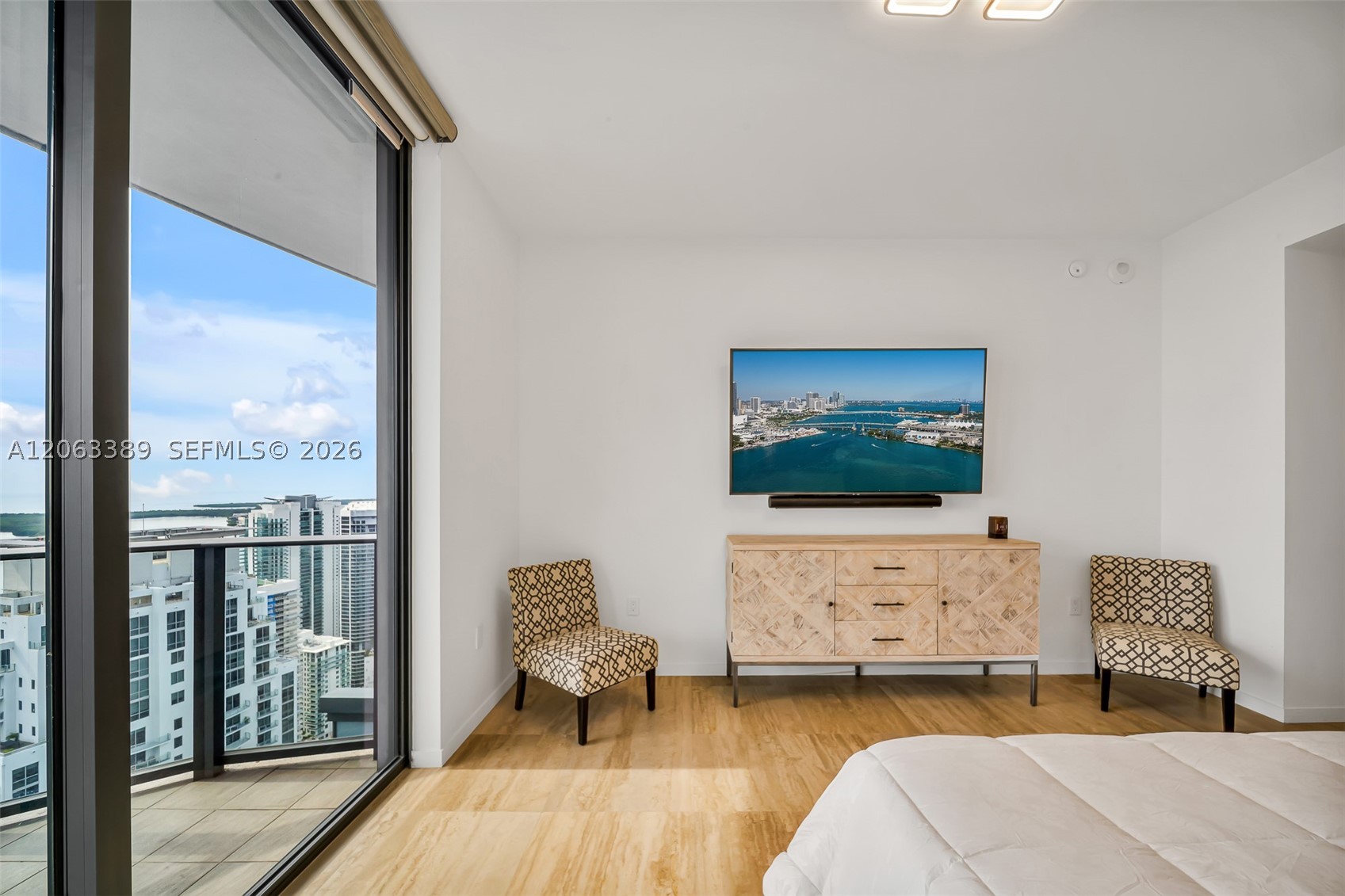 image Brickell Flatiron50