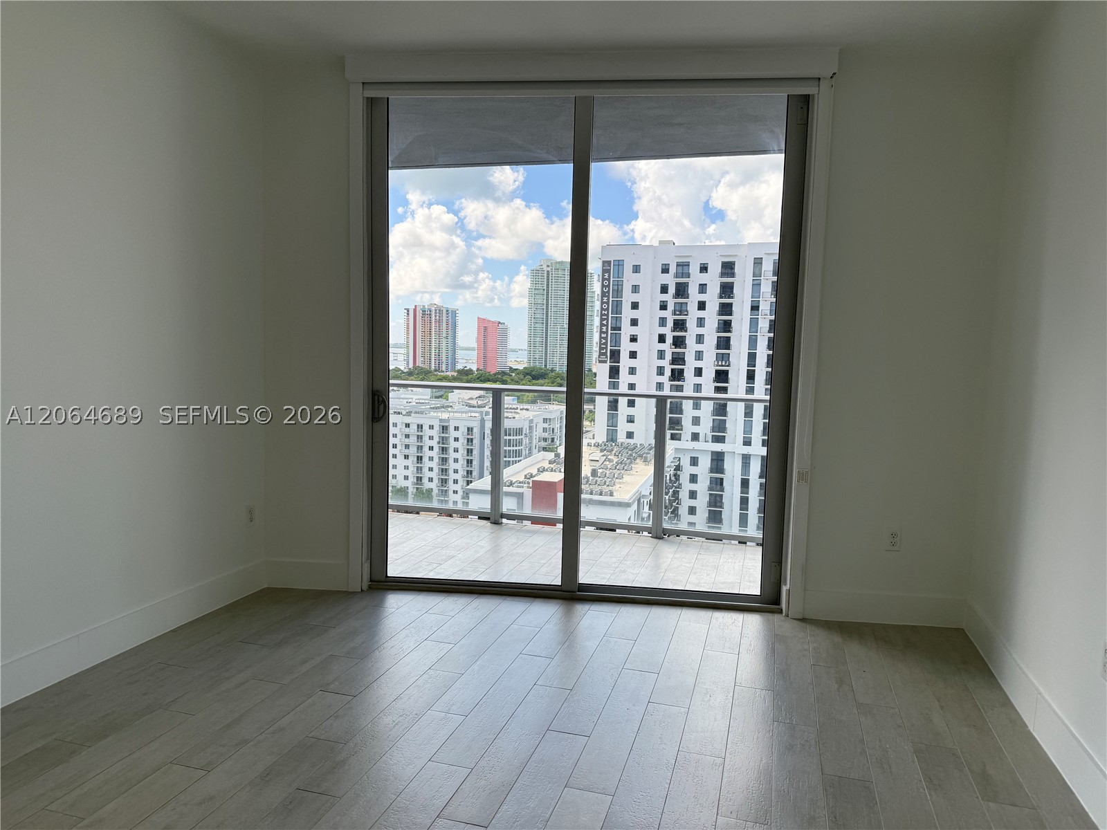 image Brickell Ten4