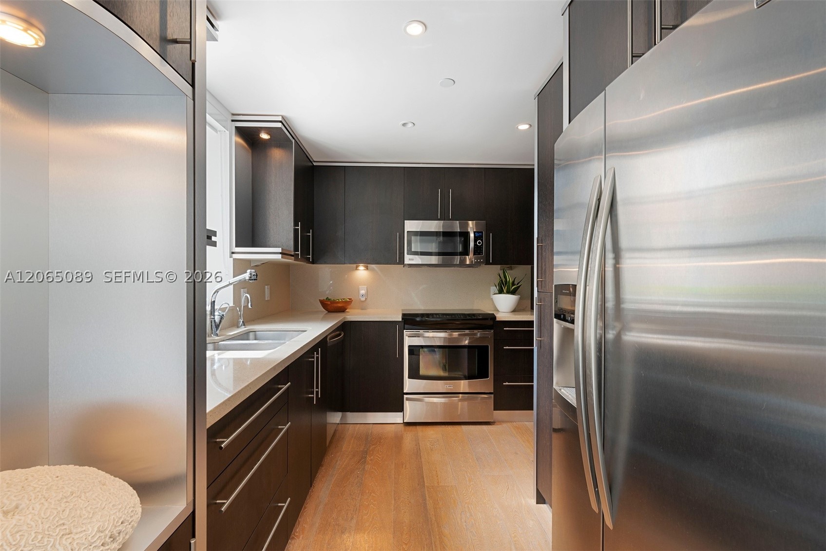 19216 Fisher Is Dr #19216 Fisher Island, FL 33109