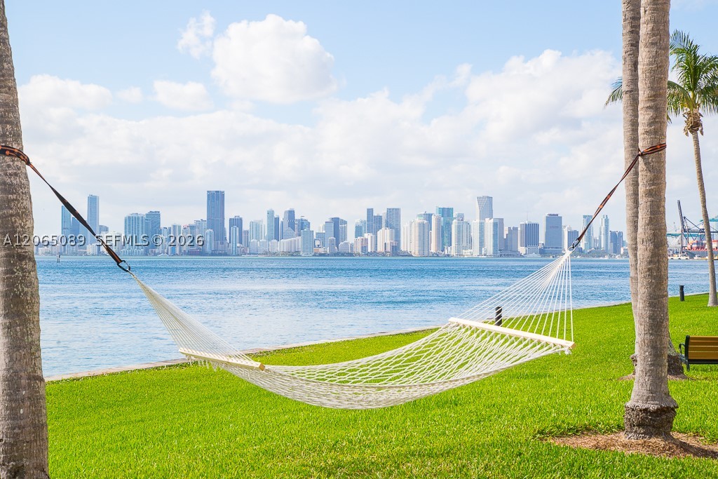 19216 Fisher Is Dr #19216 Fisher Island, FL 33109