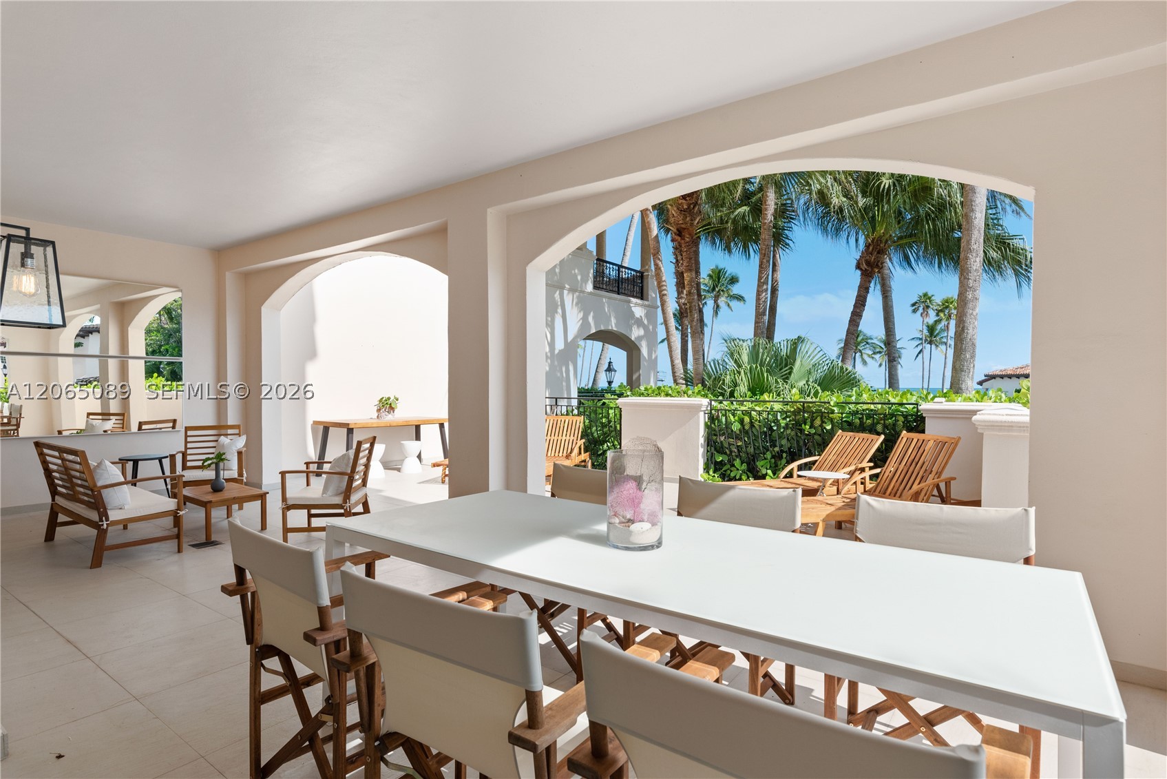 19216 Fisher Is Dr #19216 Fisher Island, FL 33109