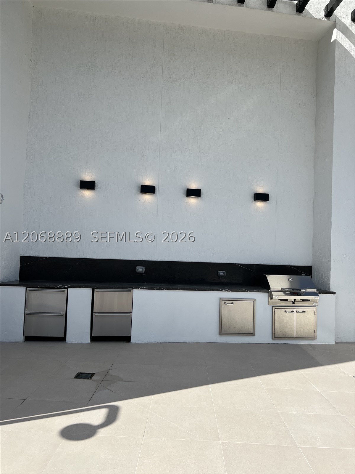 225 N Miami Ave #1702 Miami, FL 33128