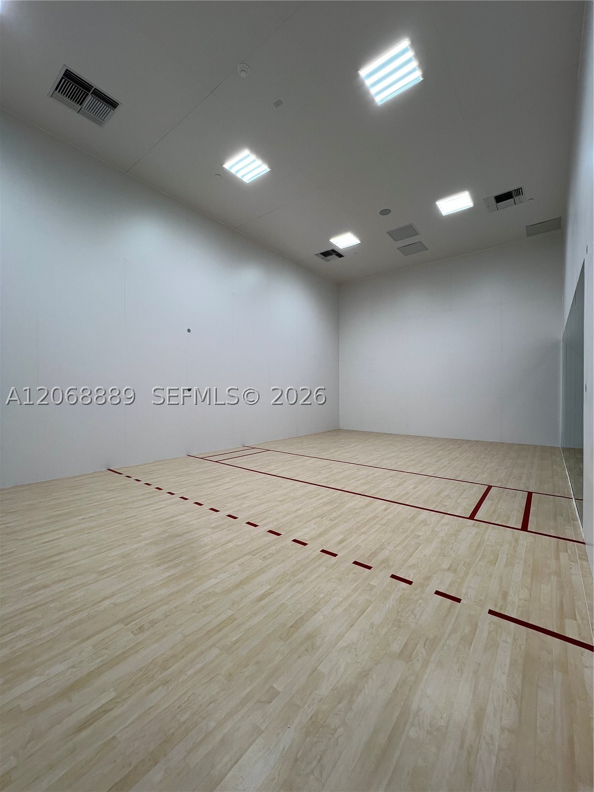 225 N Miami Ave #1702 Miami, FL 33128