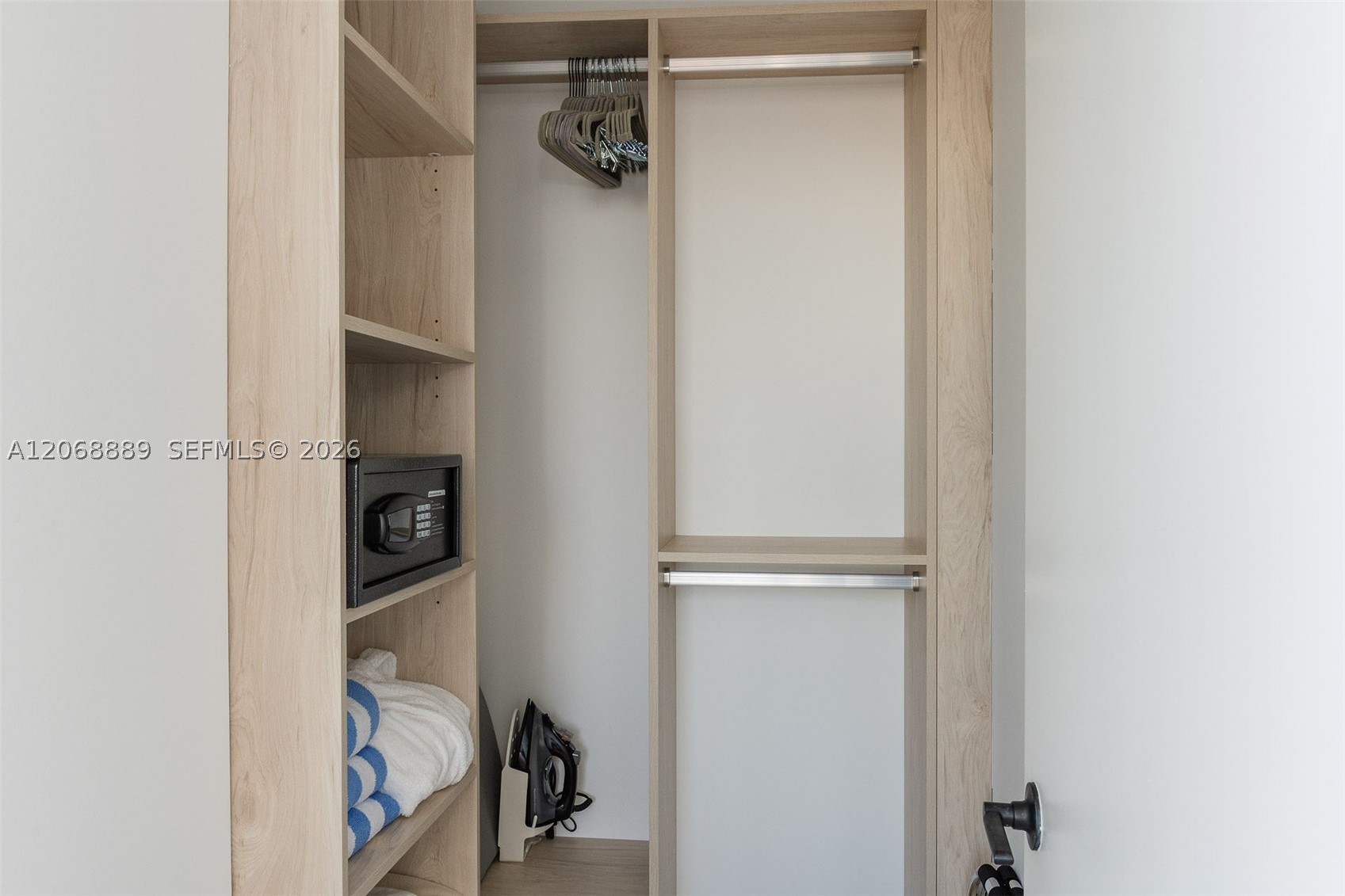 225 N Miami Ave #1702 Miami, FL 33128