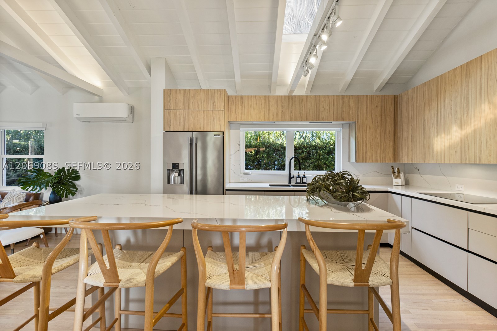 4011 Hardie Ave Miami, FL 33133