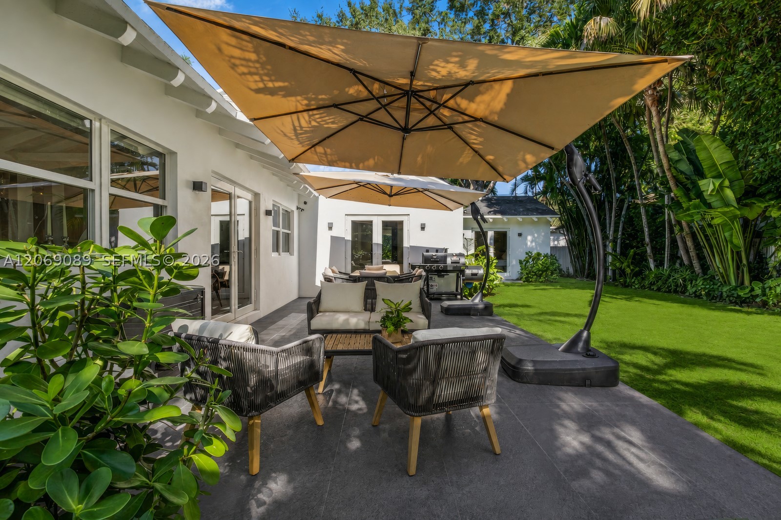 4011 Hardie Ave Miami, FL 33133