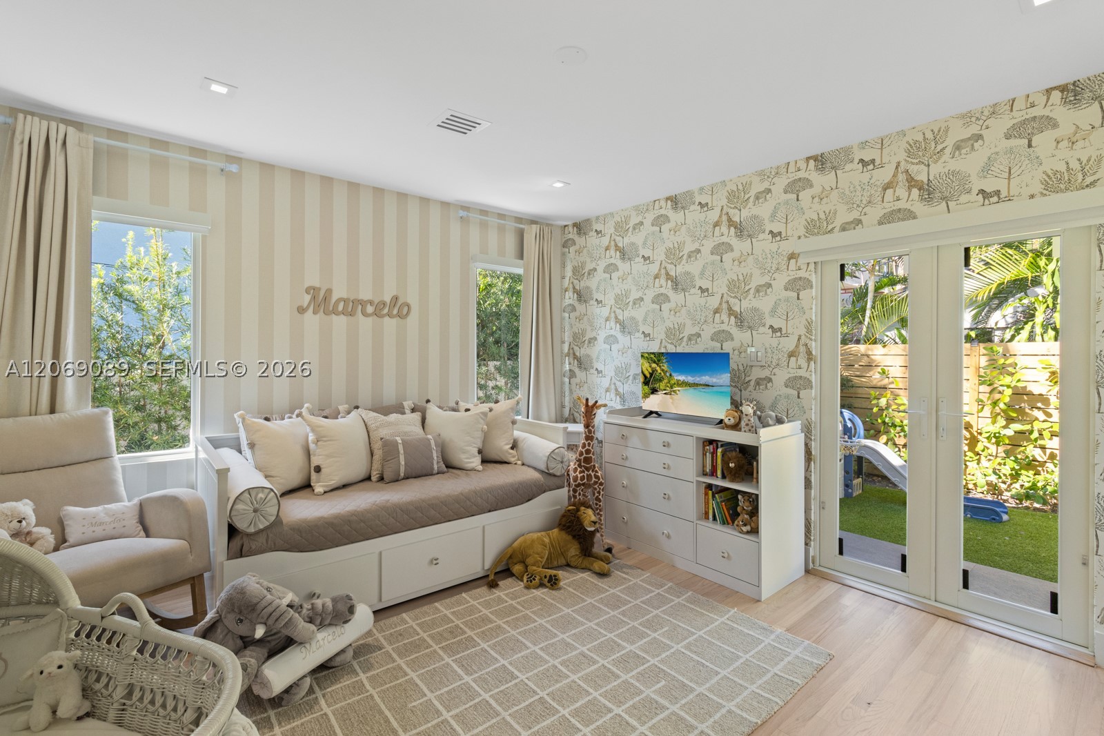 4011 Hardie Ave Miami, FL 33133