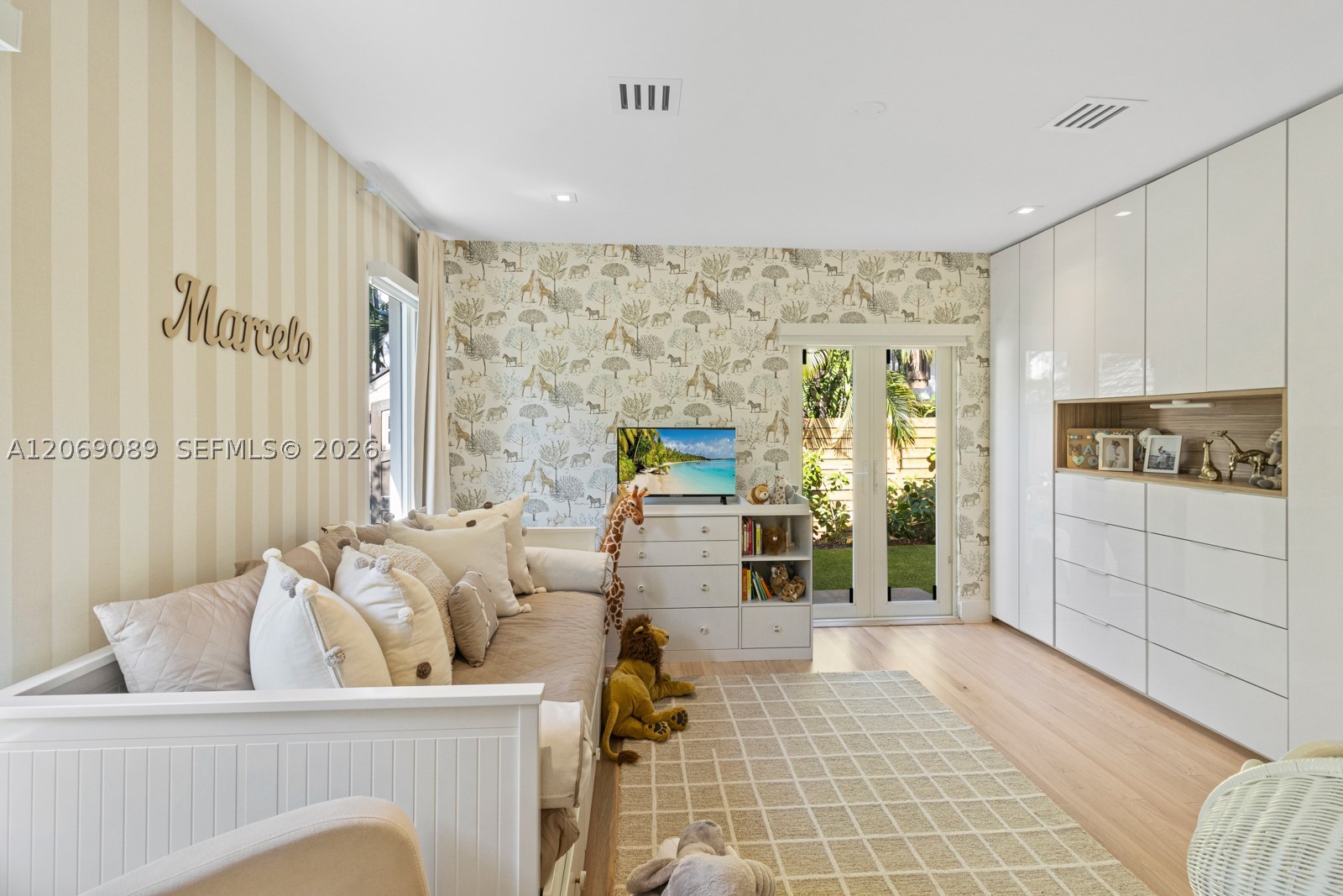 4011 Hardie Ave Miami, FL 33133