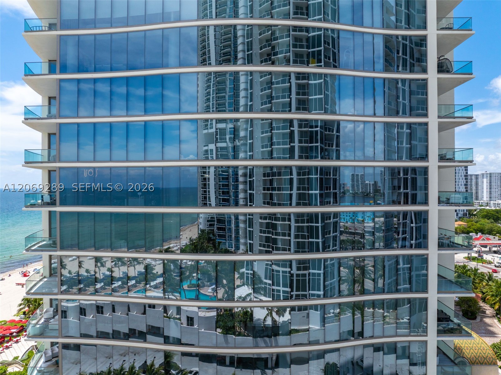 image Estates At Acqualina23