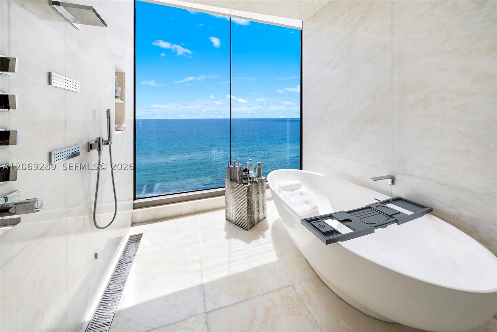 image Estates At Acqualina36