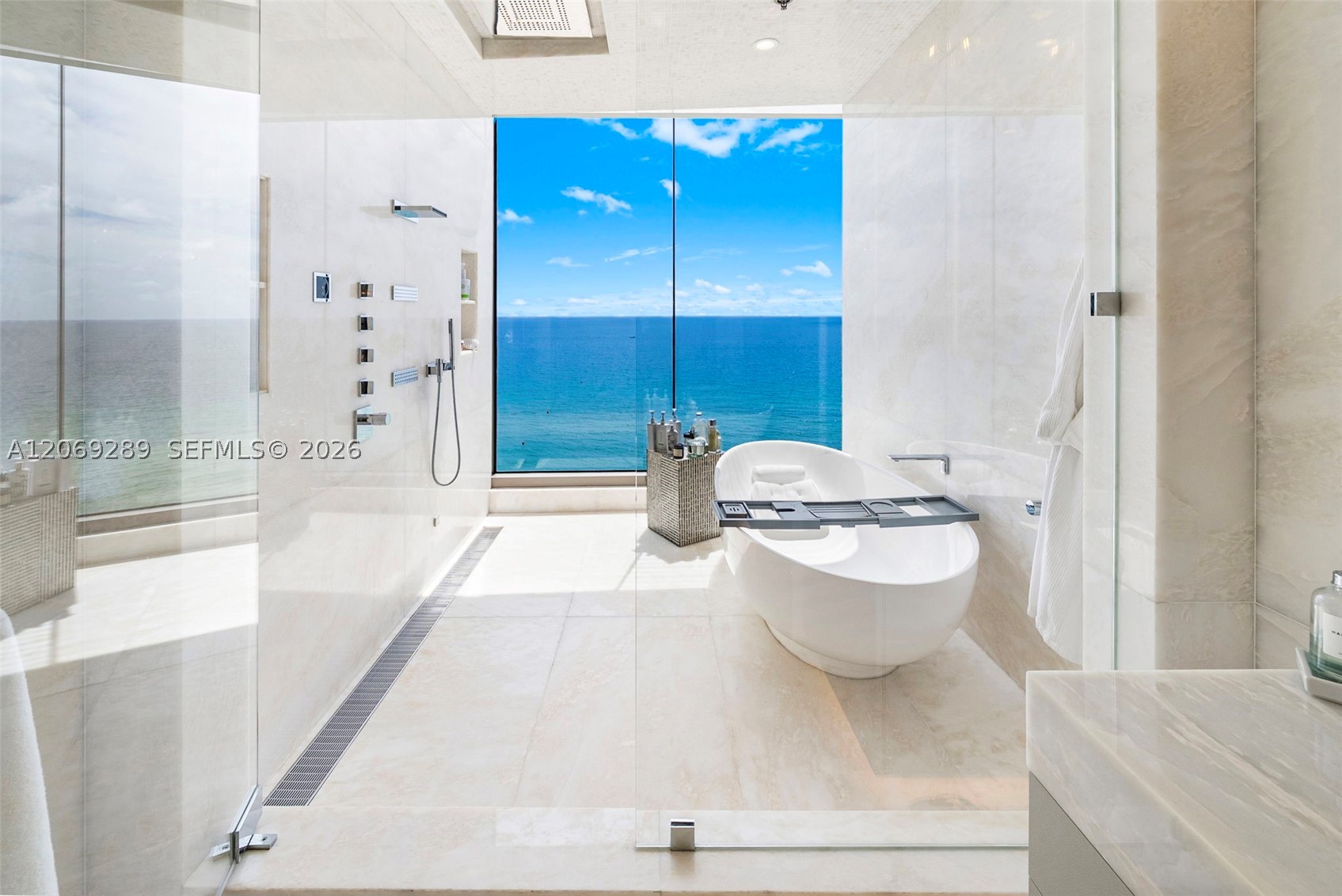 image Estates At Acqualina37