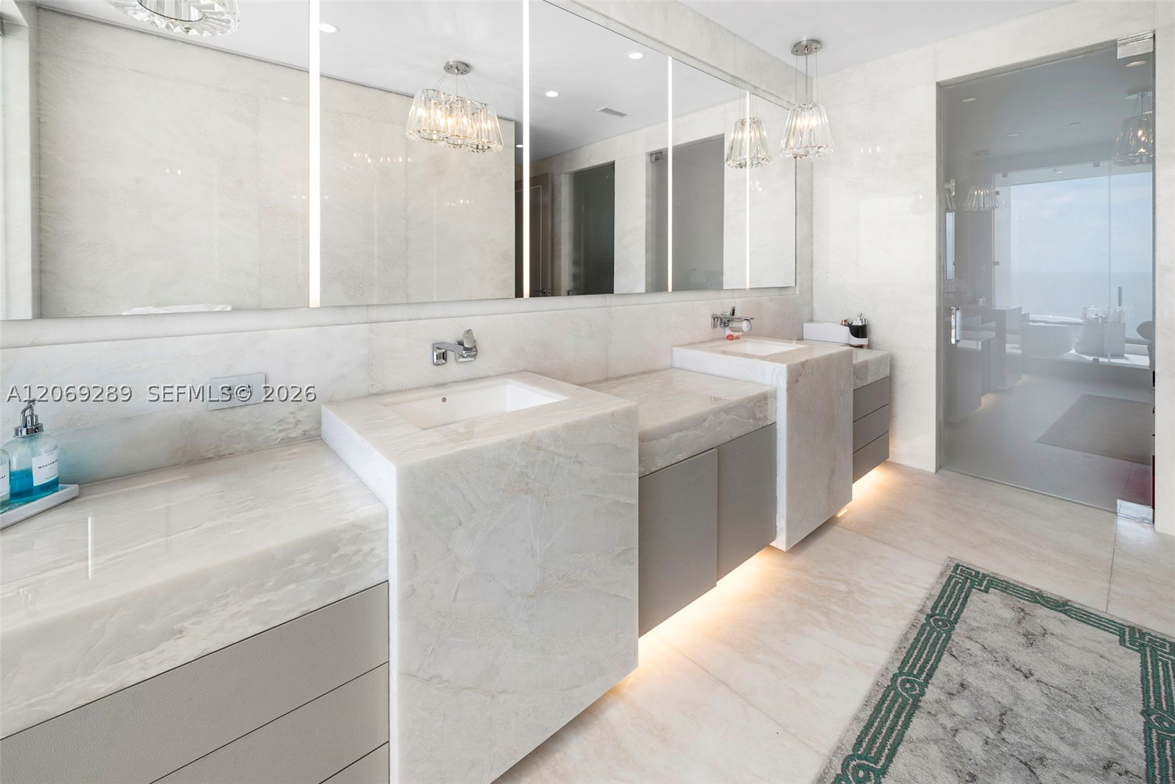image Estates At Acqualina38