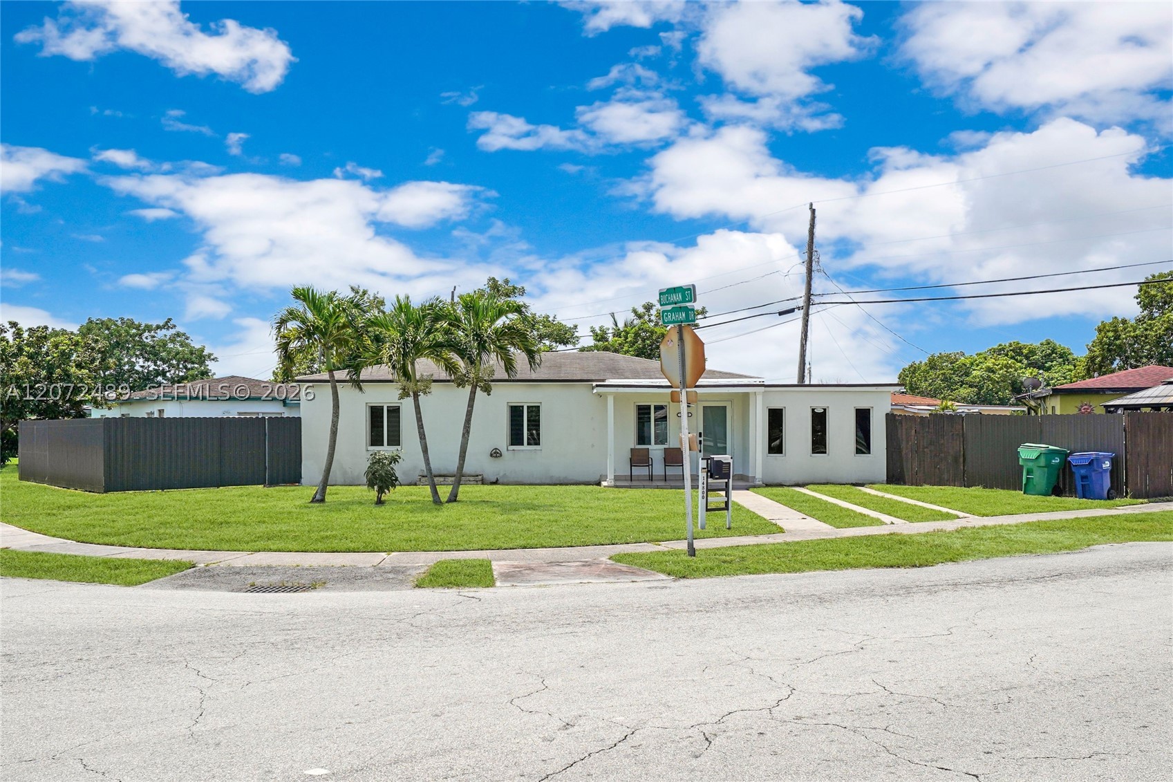 14800 Buchanan St
