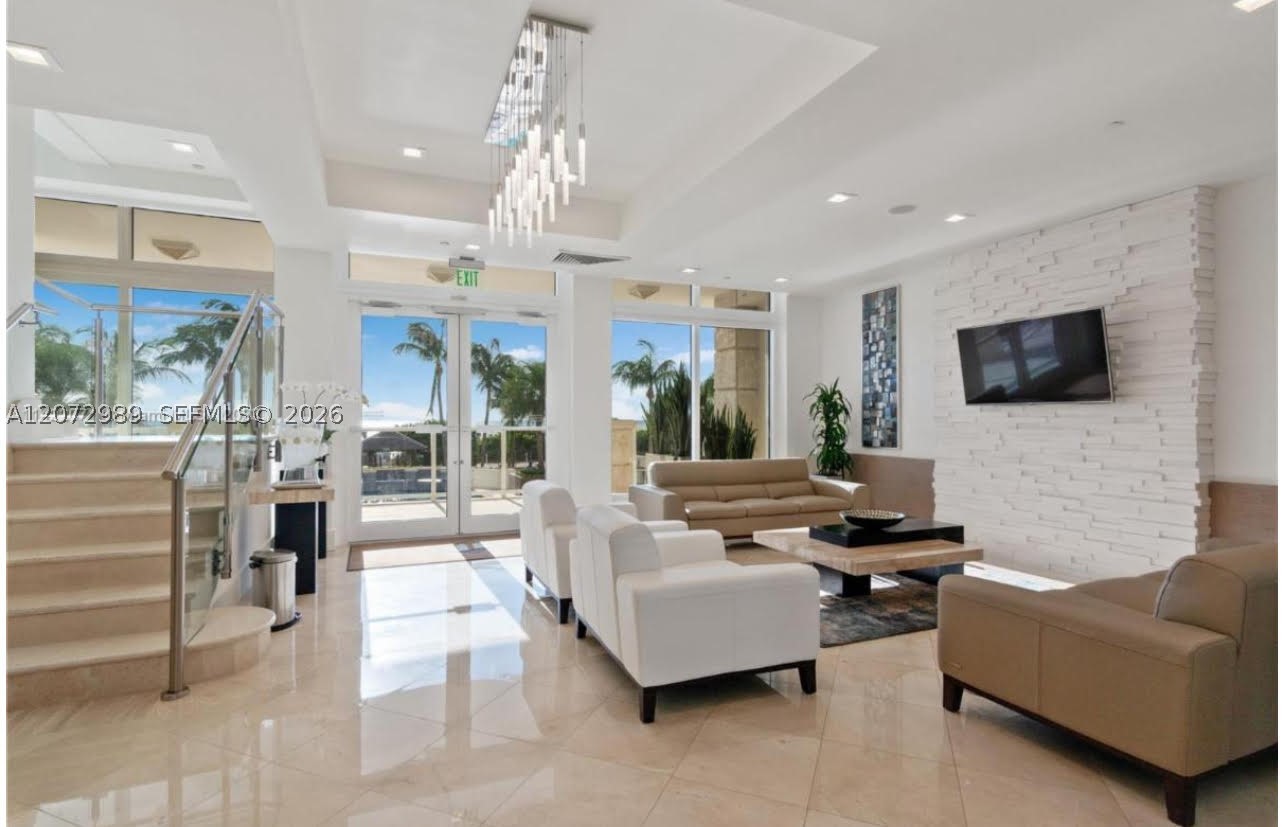 4775 Collins Ave #502 Miami Beach, FL 33140