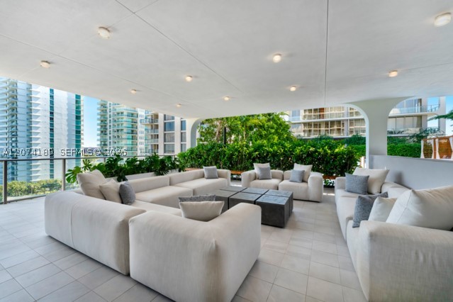2678 Tigertail Ave #302 Miami, FL 33133