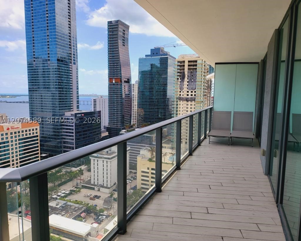 image Dua Miami2