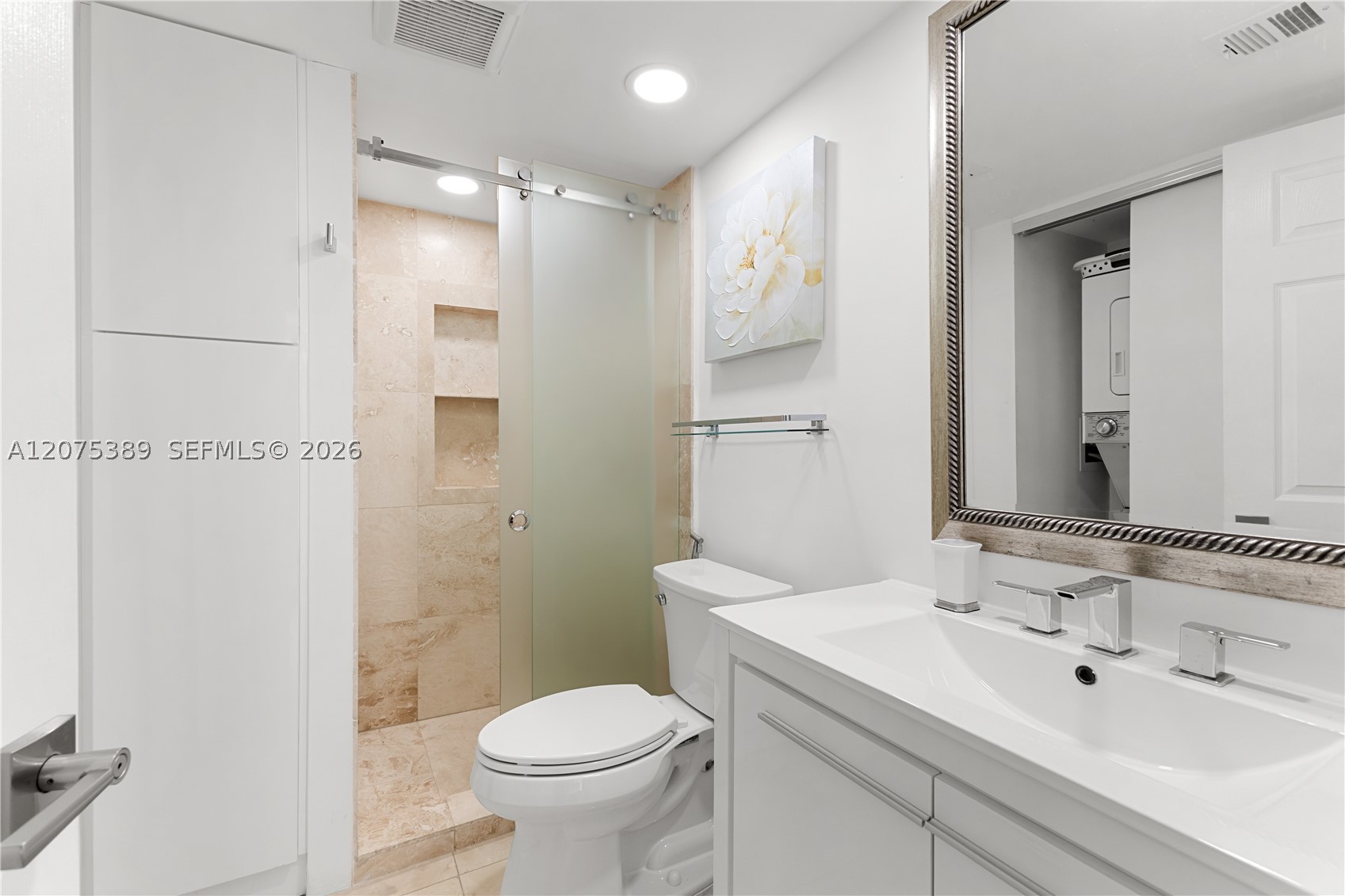 image Brickell Key One24