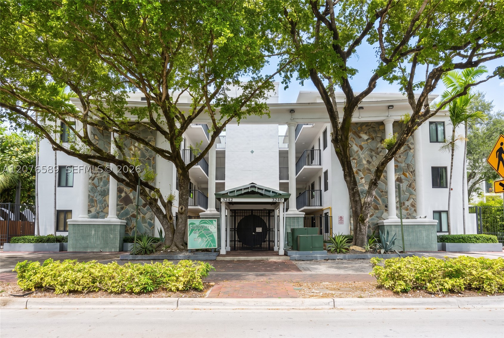 3240 Mary St #S308