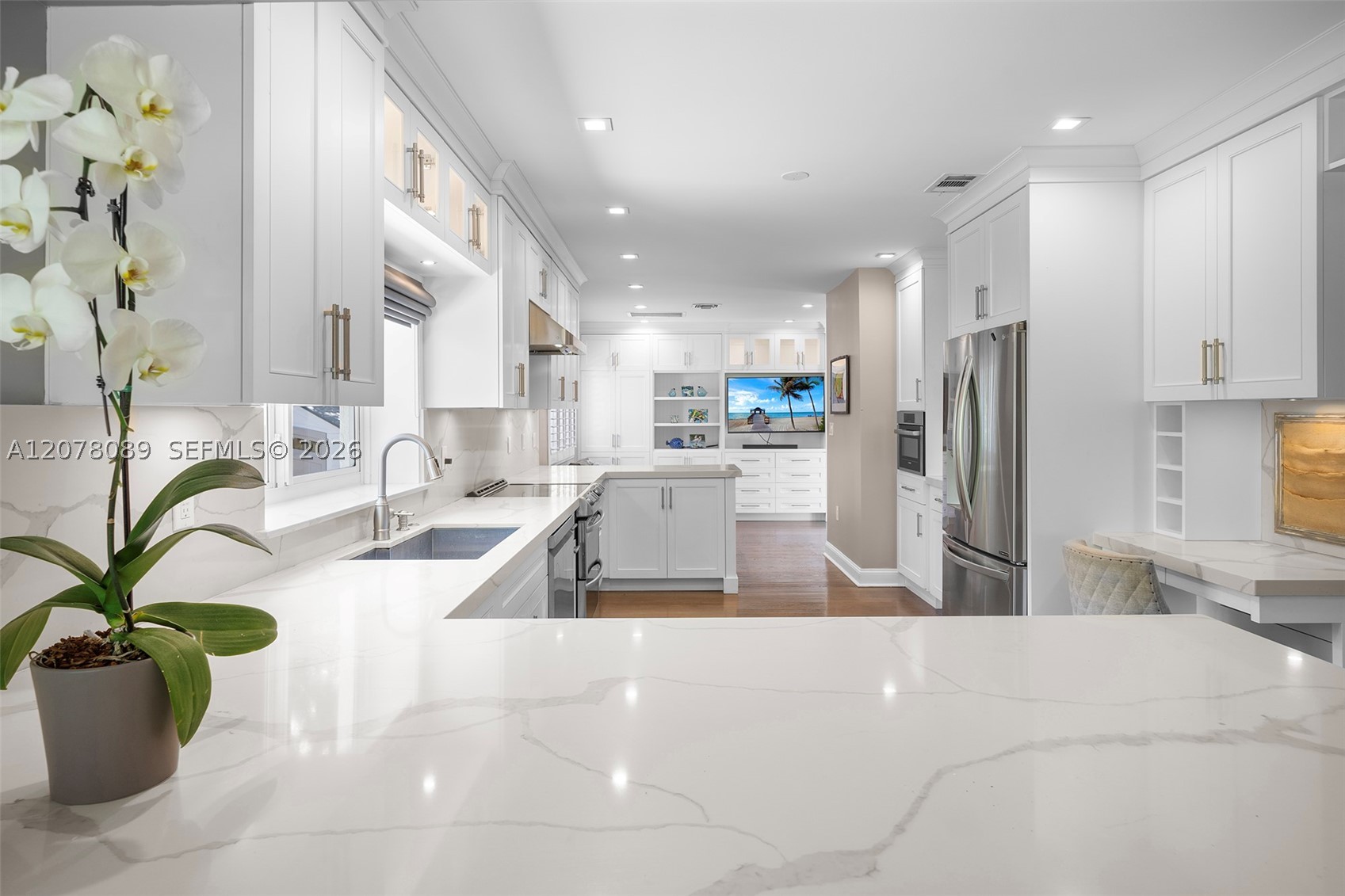2400 Trapp Ave Miami, FL 33133