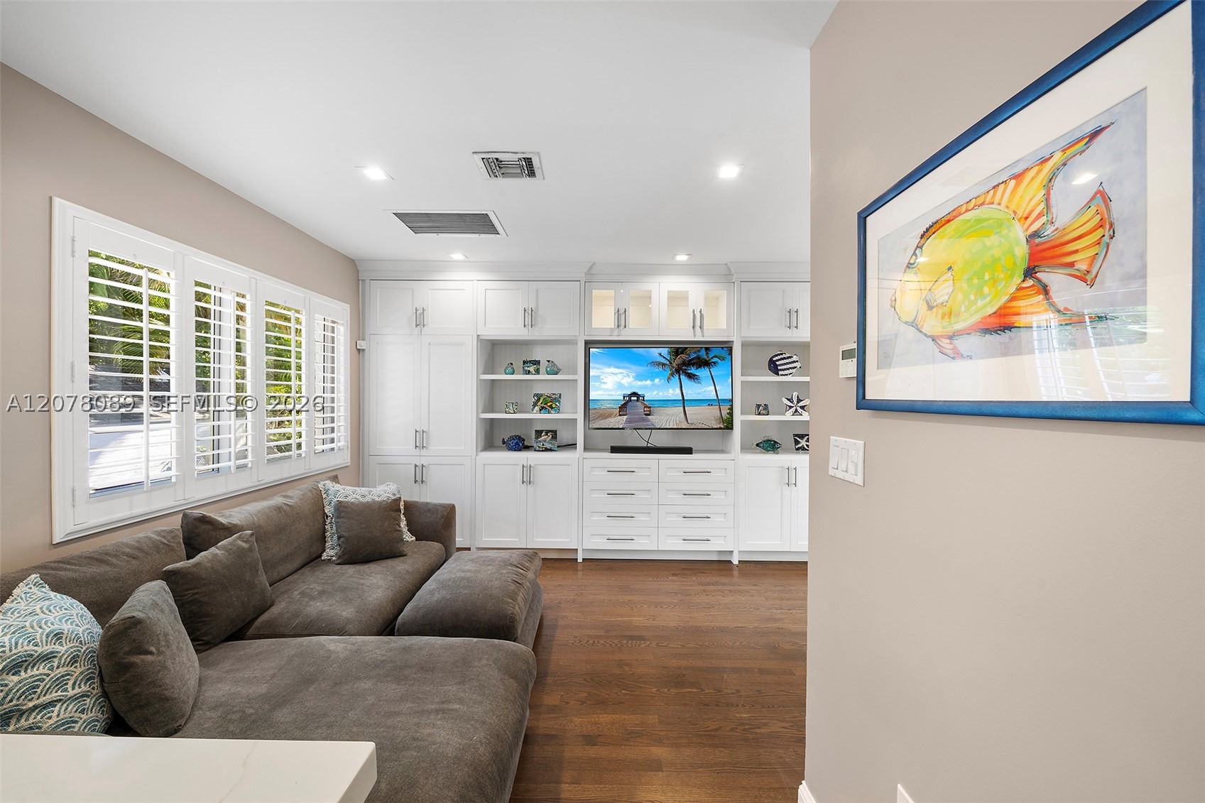 2400 Trapp Ave Miami, FL 33133