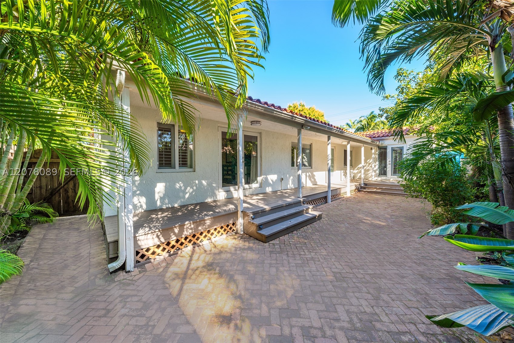 2400 Trapp Ave Miami, FL 33133