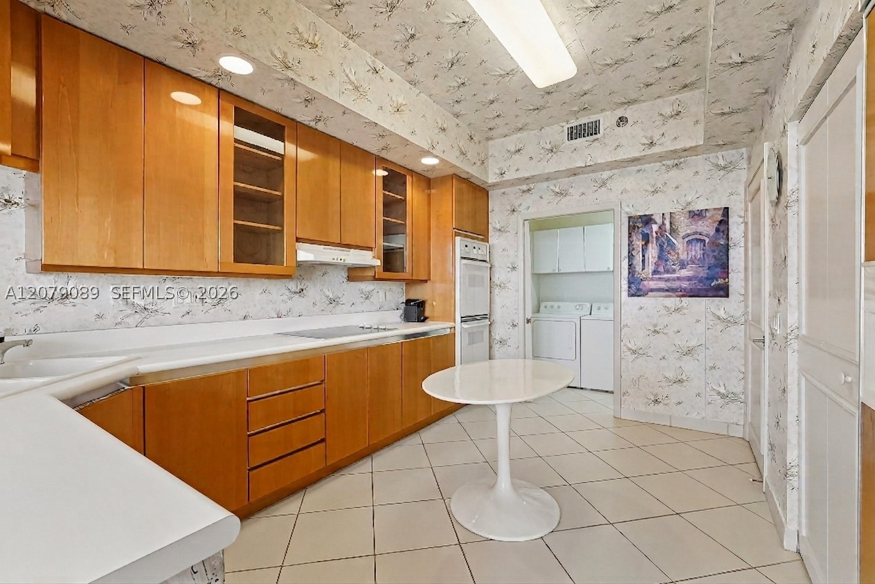21150 Point Pl #3004 Aventura, FL 33180