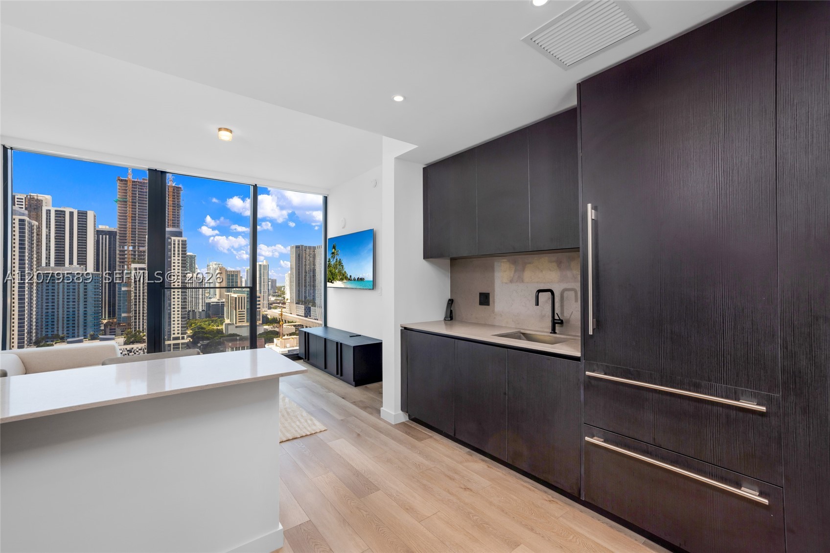 20 NE 11th St #3009 Miami, FL 33132