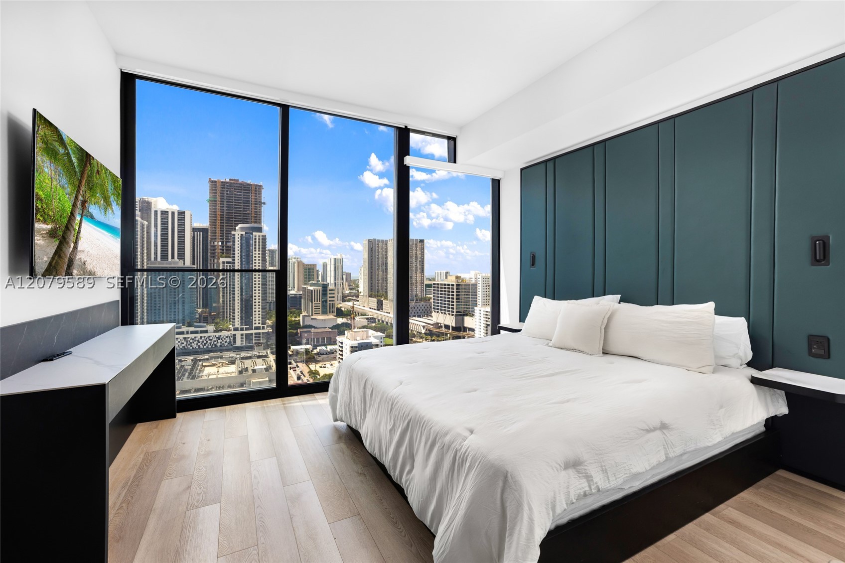 20 NE 11th St #3009 Miami, FL 33132