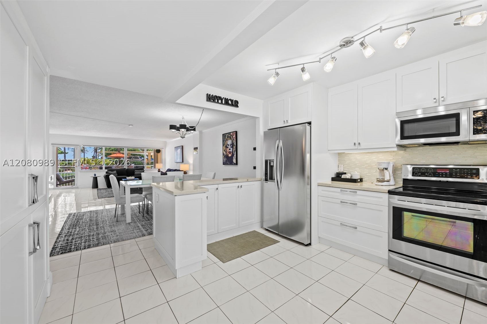 328 N Ocean Blvd #104