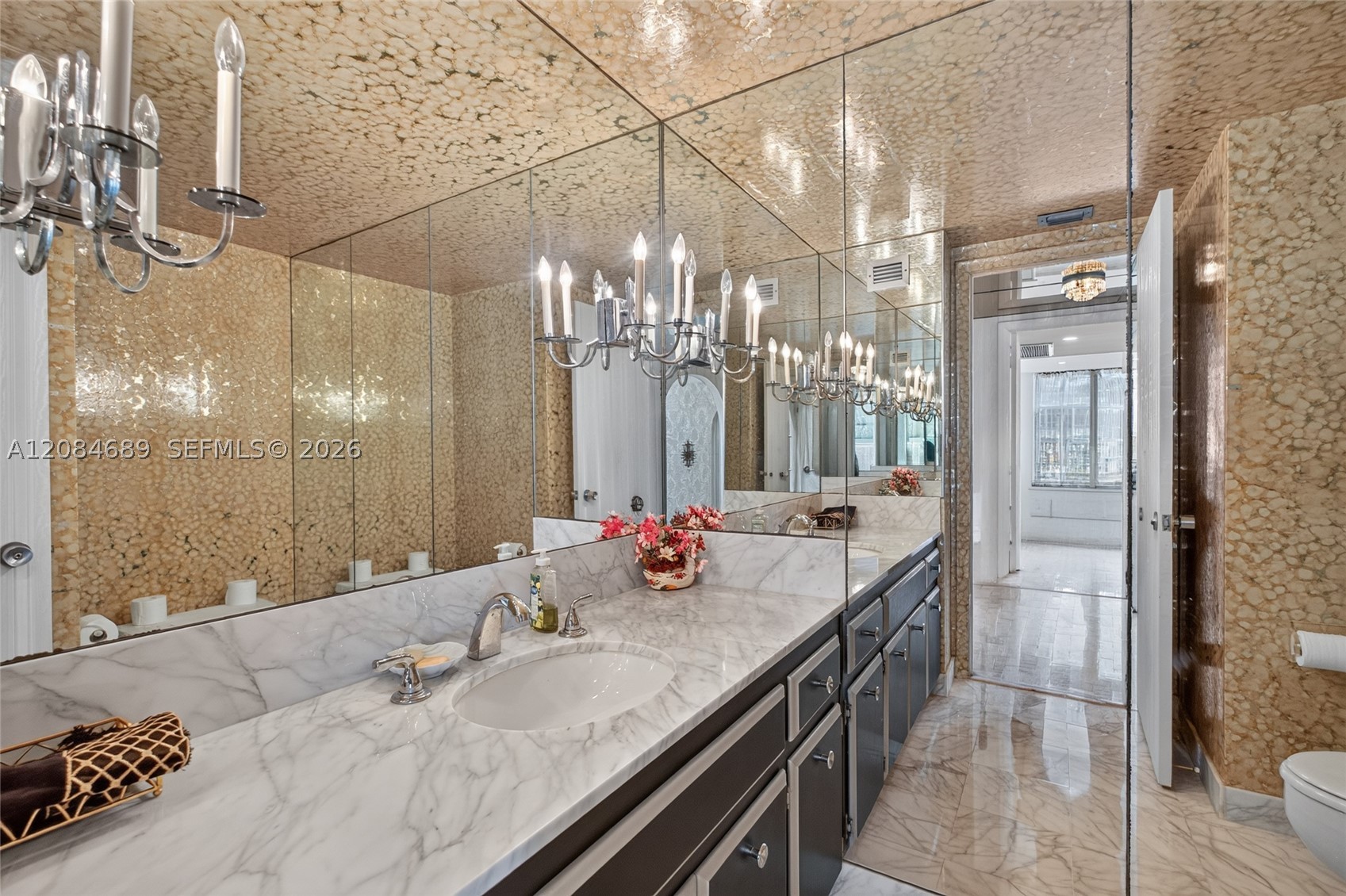 5660 W Collins Ave #6D Miami Beach, FL 33140