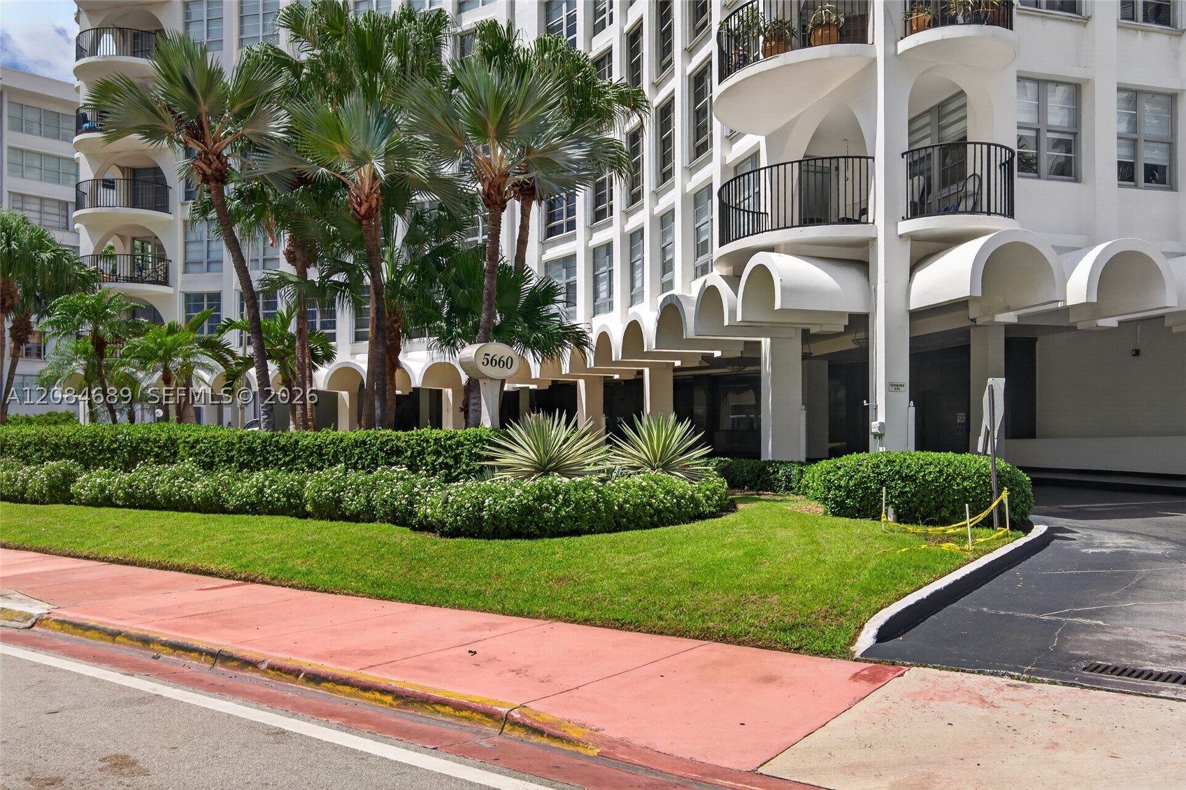 5660 W Collins Ave #6D Miami Beach, FL 33140