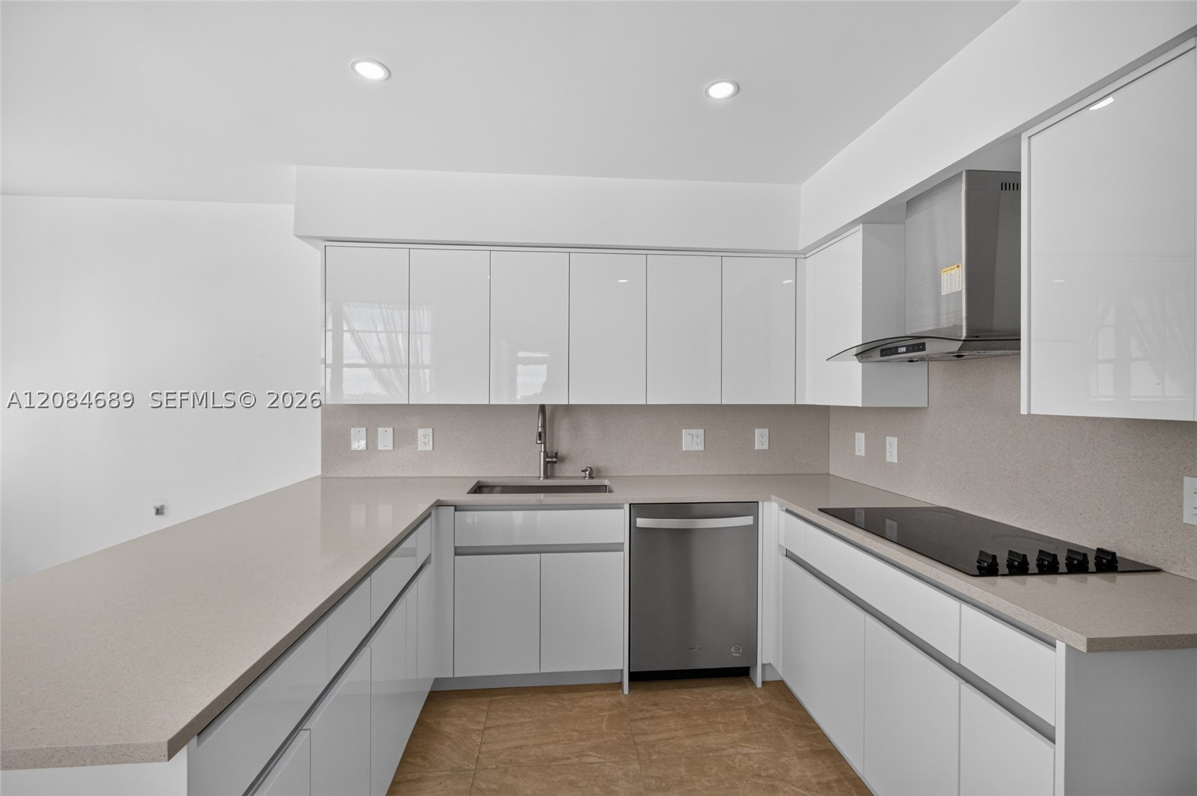 5660 W Collins Ave #6D Miami Beach, FL 33140