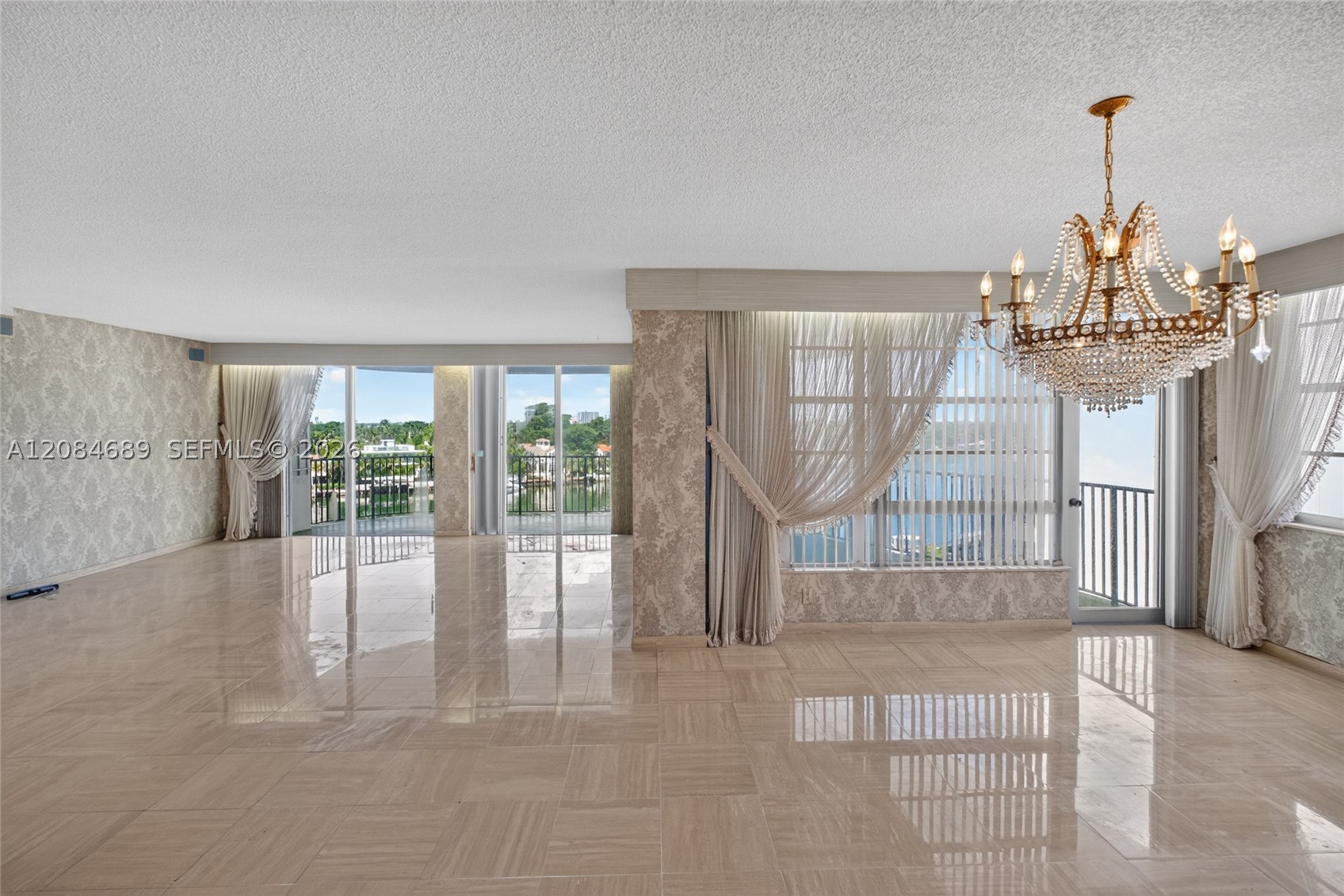 5660 W Collins Ave #6D Miami Beach, FL 33140