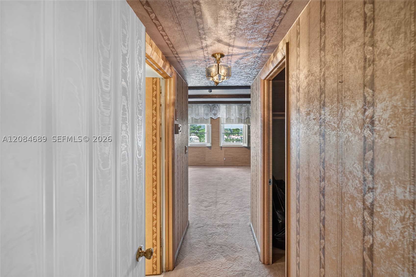 5660 W Collins Ave #6D Miami Beach, FL 33140