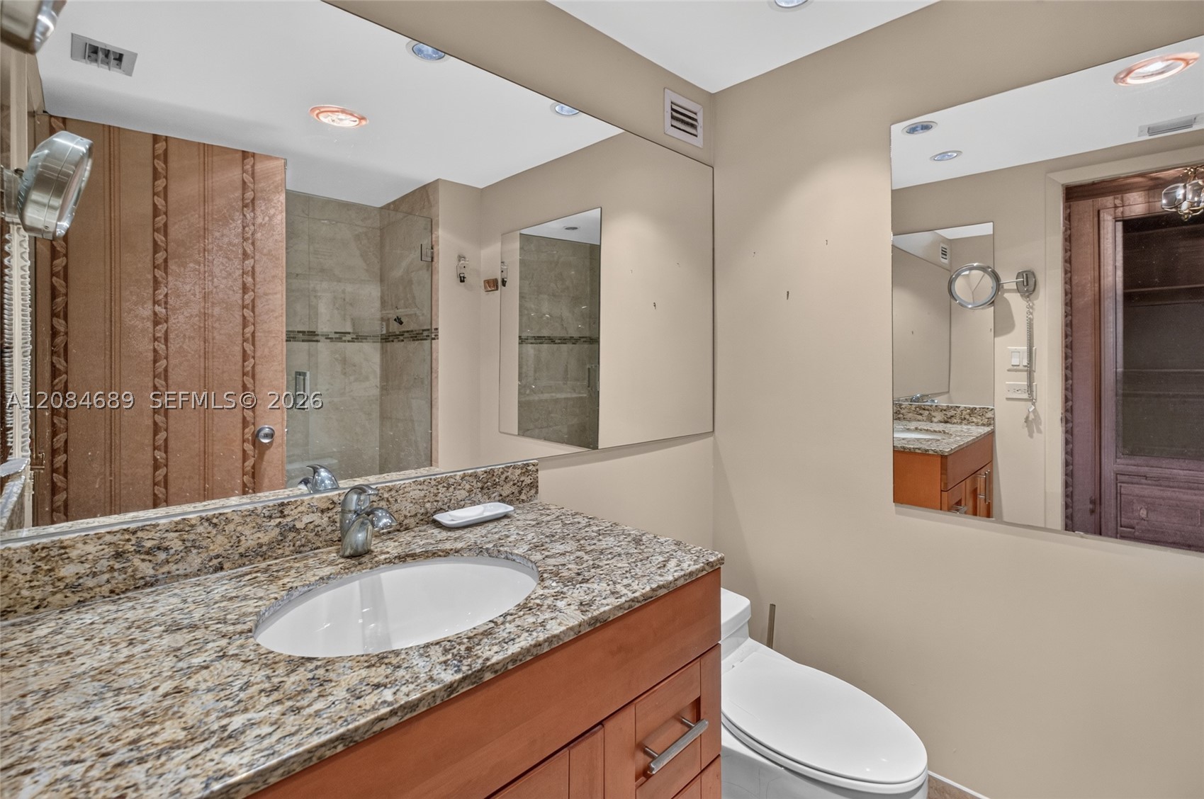 5660 W Collins Ave #6D Miami Beach, FL 33140