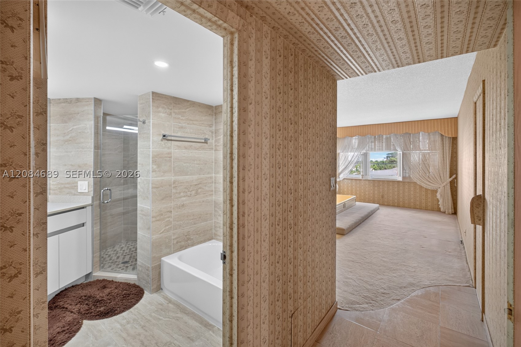 5660 W Collins Ave #6D Miami Beach, FL 33140